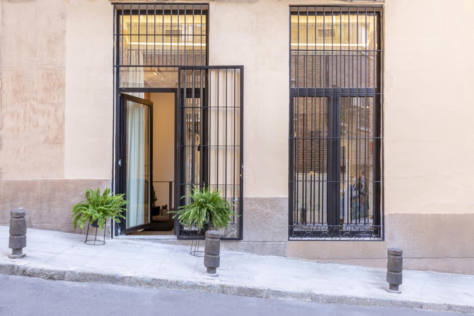 Apt Centrico Y Tranquilo De 2 Hab Madrid Buitenkant foto